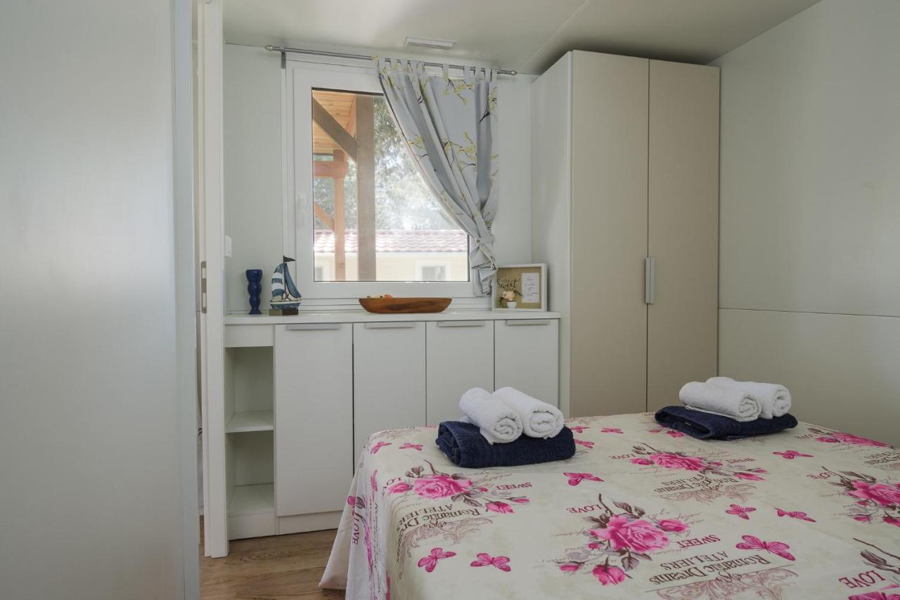 Salve Croatia Mobile Homes In Amadria Park Trogir Seget Vranjica Extérieur photo