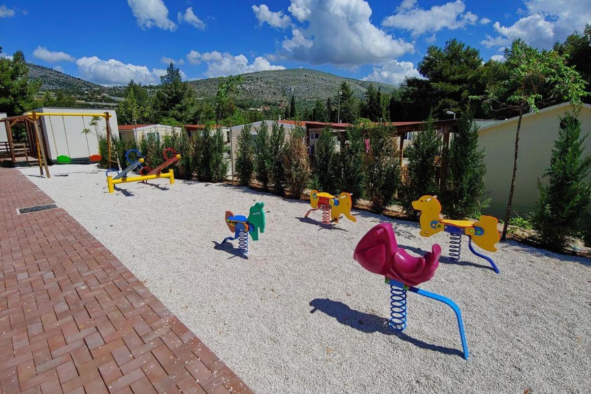 Salve Croatia Mobile Homes In Amadria Park Trogir Seget Vranjica Extérieur photo